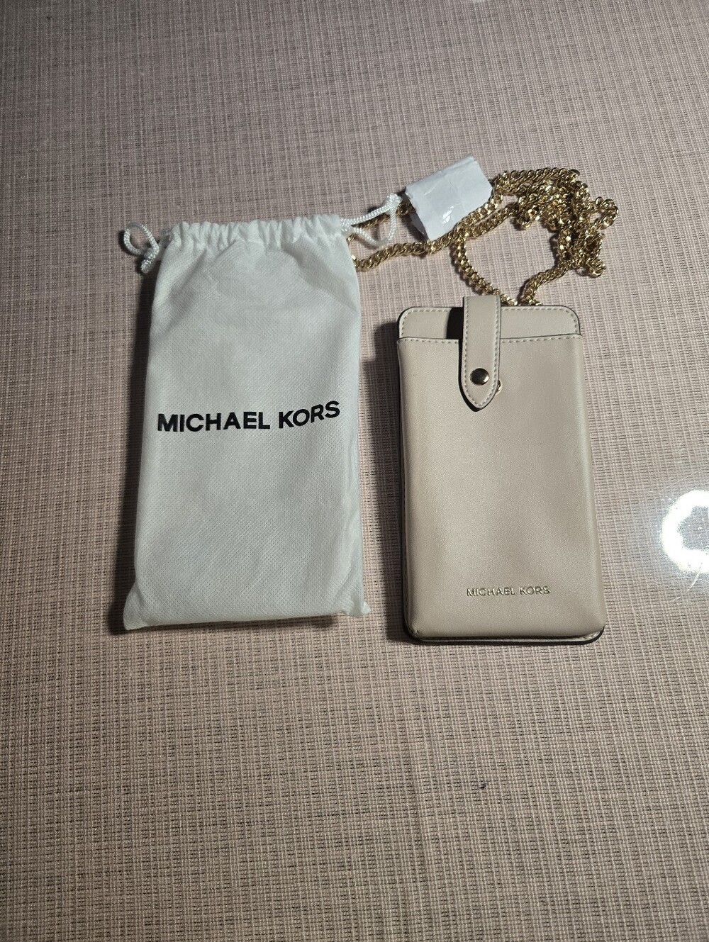 Michael Kors Cream Leather Crossbody Phone Pouch with Gold Chain